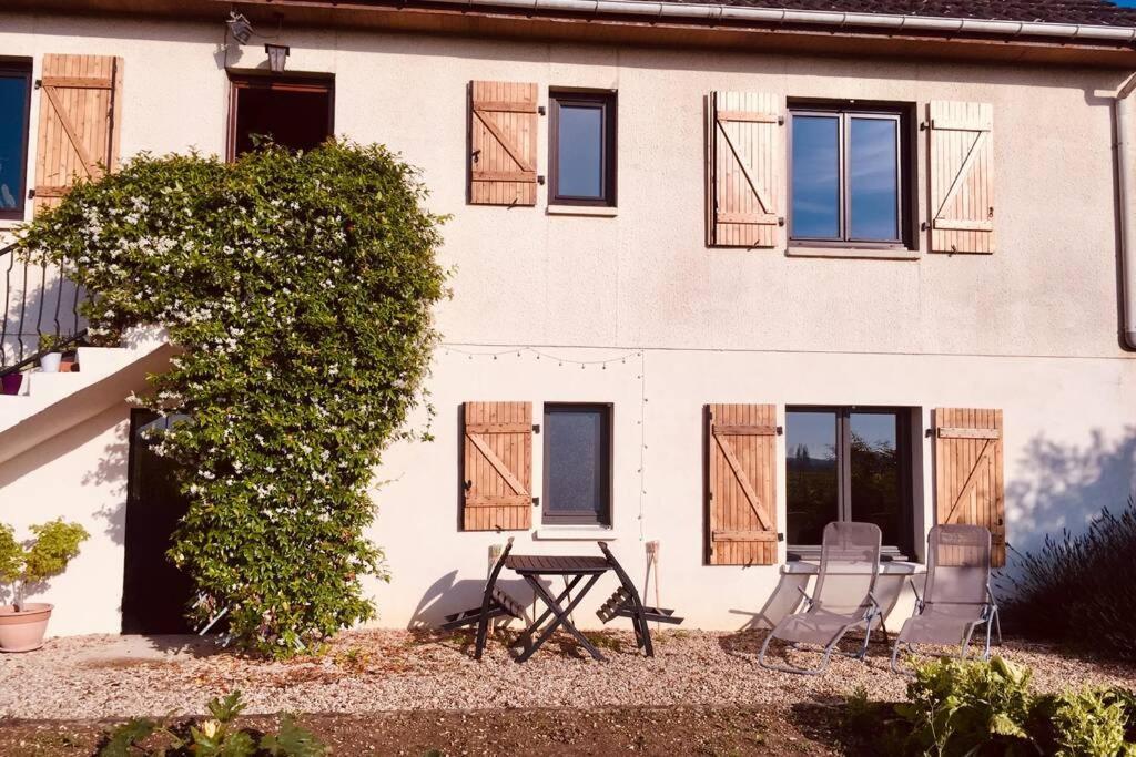 Appartement Avec Vue Sur Les Vignes A Gevrey Luaran gambar